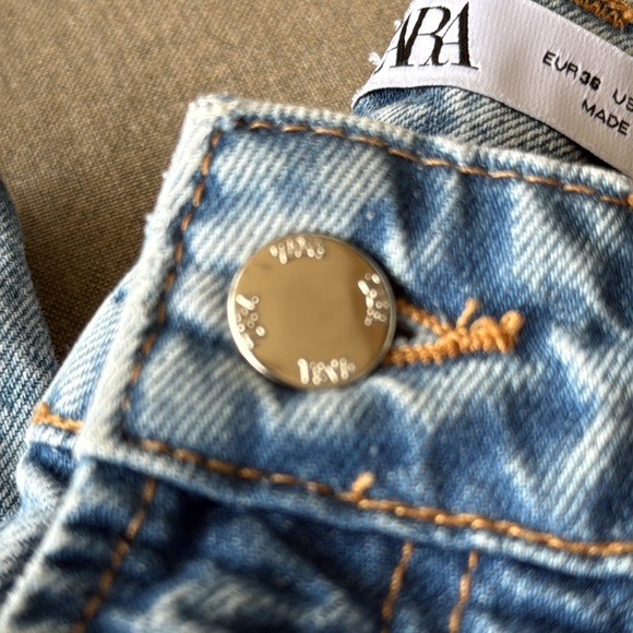 Zara Straight Leg Blue Jeans - Picture 2 of 5